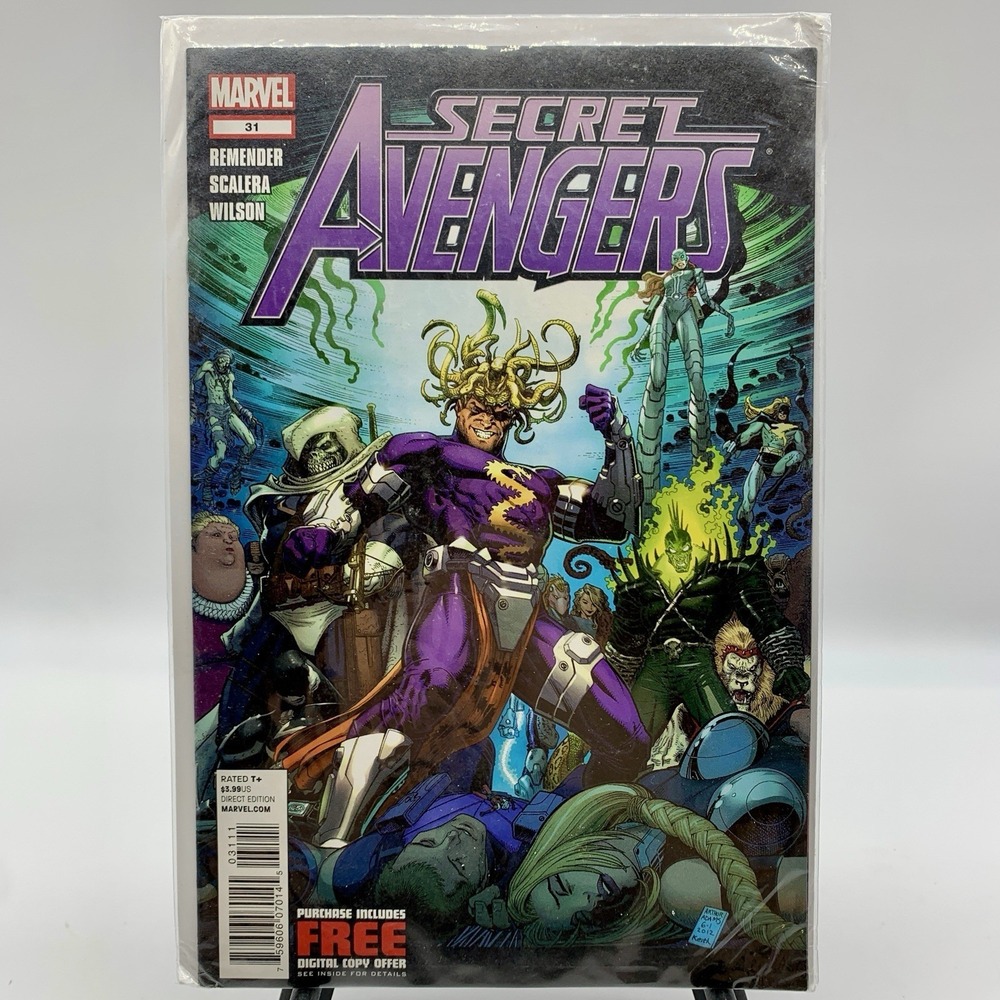 Secret Avengers #31 Marvel Comics 2012 Begged And Boarded